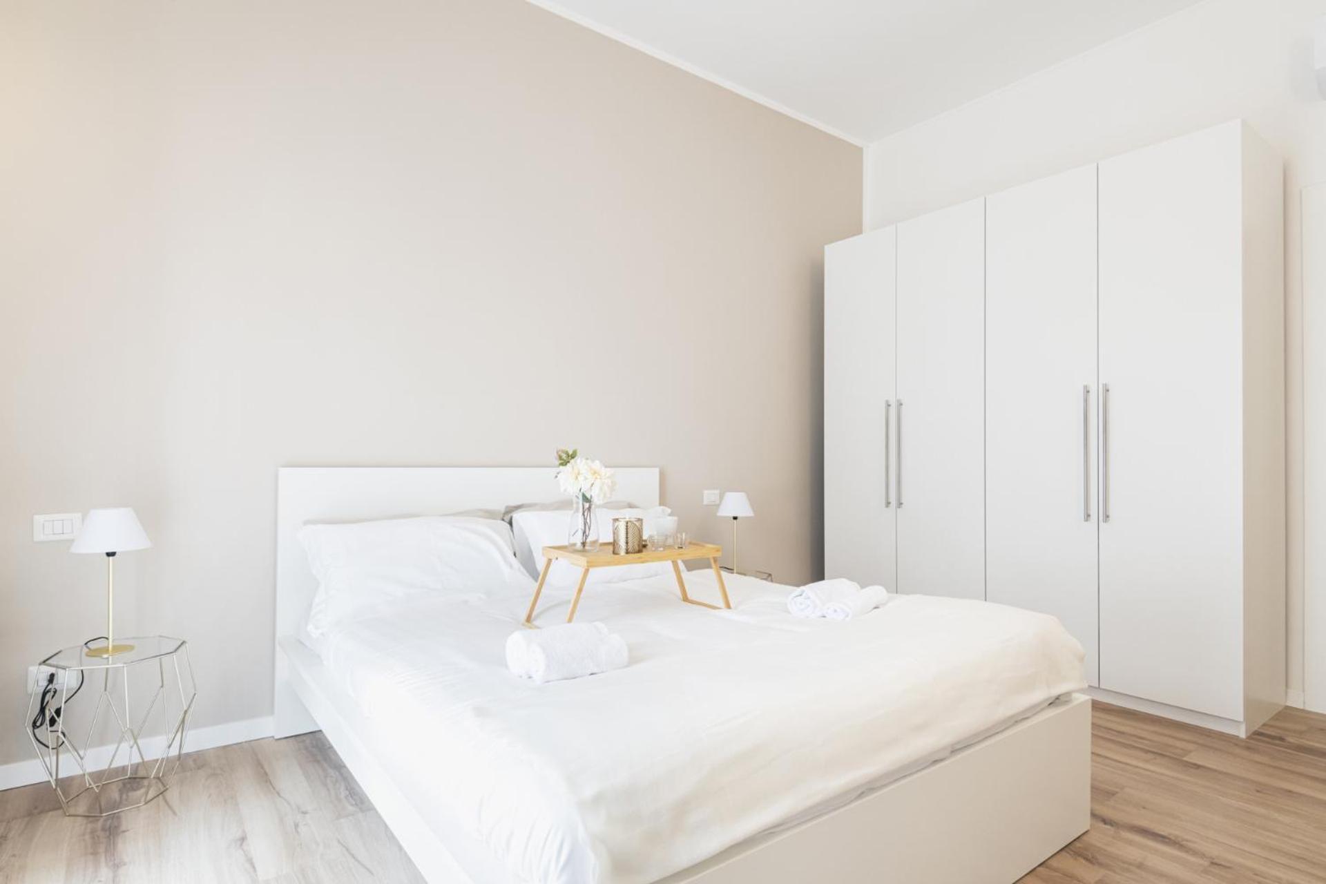 Easylife - Golden Suite มิลาน ภายนอก รูปภาพ