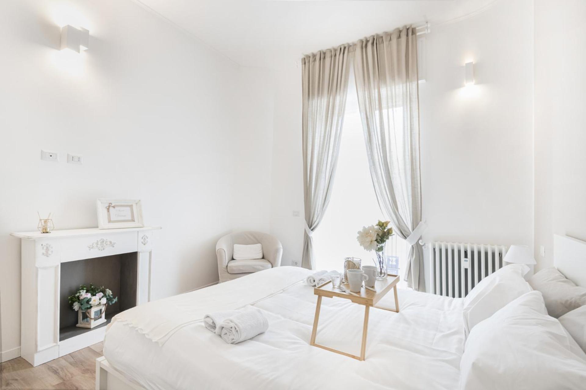 Easylife - Golden Suite มิลาน ภายนอก รูปภาพ