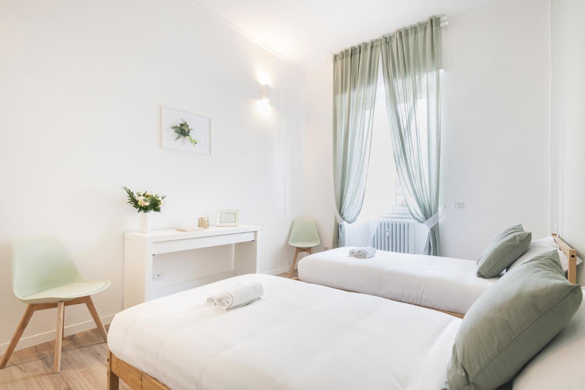 Easylife - Golden Suite มิลาน ภายนอก รูปภาพ